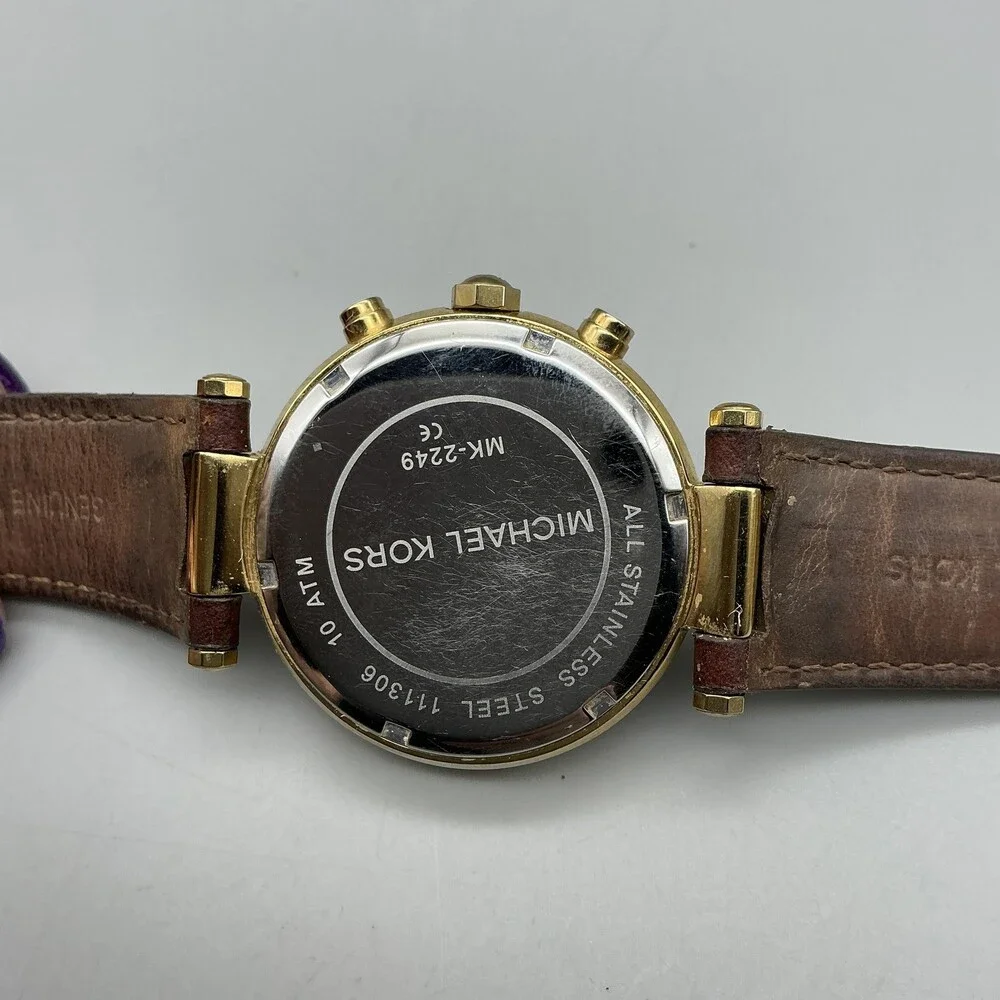Michael Kors Womens Watch 39mm Gold Tone Leather Chronograph MK-2249 New Battery